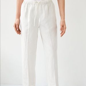 The group by babaton - jimmy pant - NWT - size L